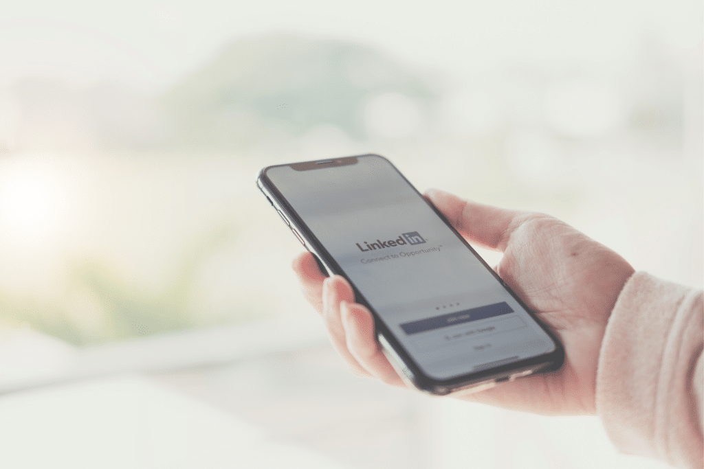 Leveraging LinkedIn for Your Next Marketing Job | Elevation Talent Group